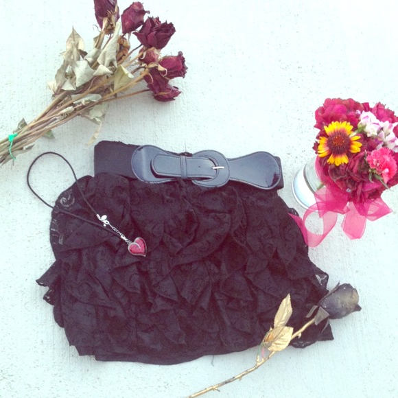 Rue21 Dresses & Skirts - 🎉HOST PICK🎉Ruffled skirt💕