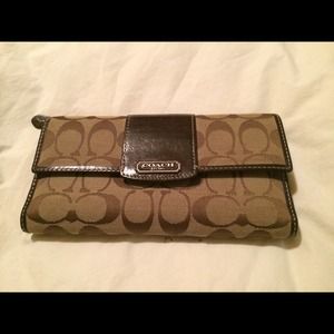 *RESERVED* Coach wallet with checkbook