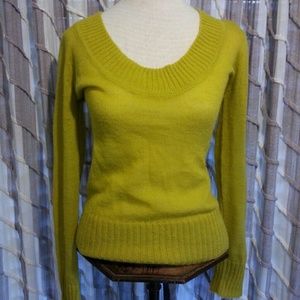 -Sold in bundle - Limited.  Lime Sweater.  Size Sm