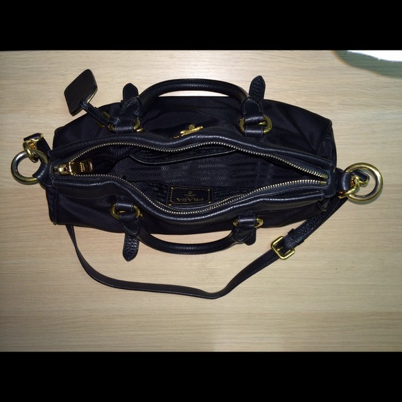 PRADA SOLD - Picture 3 of 4