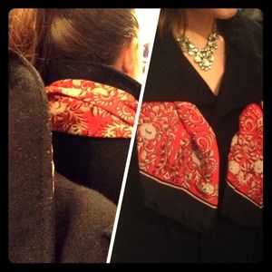 Vintage red pattern scarf