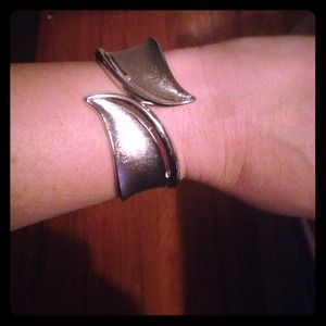 Silver bangle