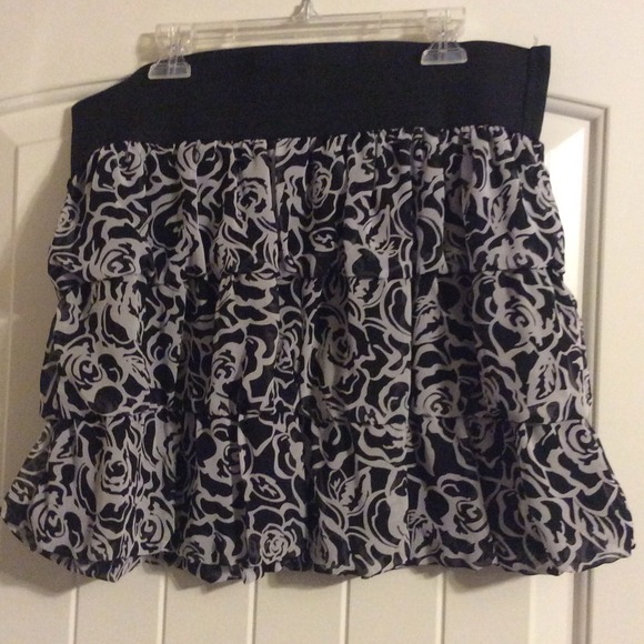 Flower print skirt