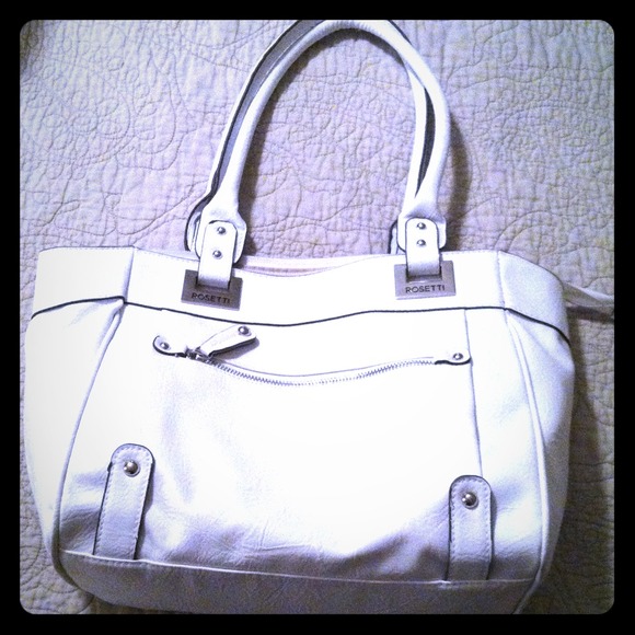 NWOT White purse with tons of space!
