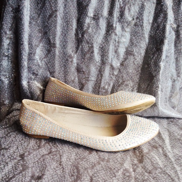 ๐ซBUNDLED๐ซRhinestone Encrusted Madden Girl Flats - Picture 2 of 3