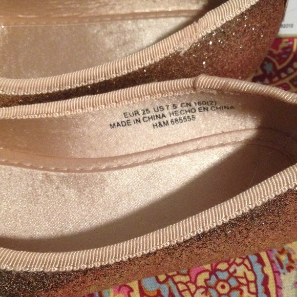 *sold*H&M little girls gold glitter ballet flats - Picture 3 of 3