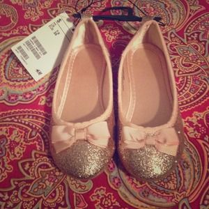 *sold*H&M little girls gold glitter ballet flats