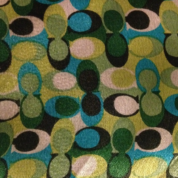 Handkerchief - Picture 4 of 4