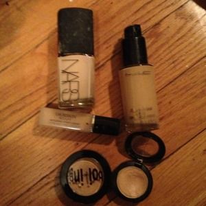 Bundle for myperfectcloset