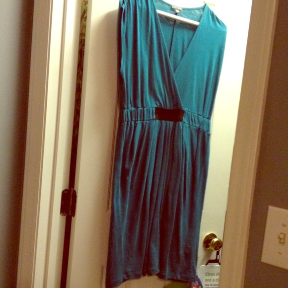 Lilla P peacock color faux wrap dress