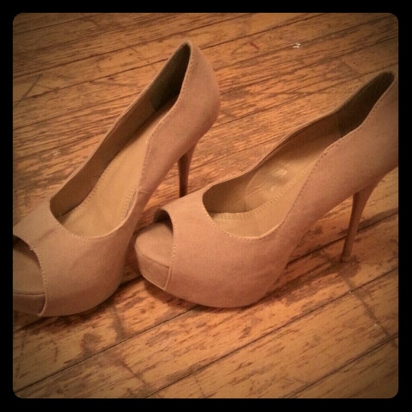 Nude heels