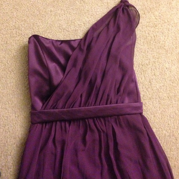 **SOLD in bundle** Long, purple, one shoulder gown