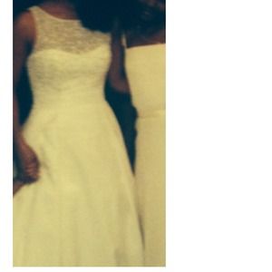 Wedding dress