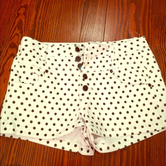 Pants - ON HOLD Polka Dot high waisted shorts