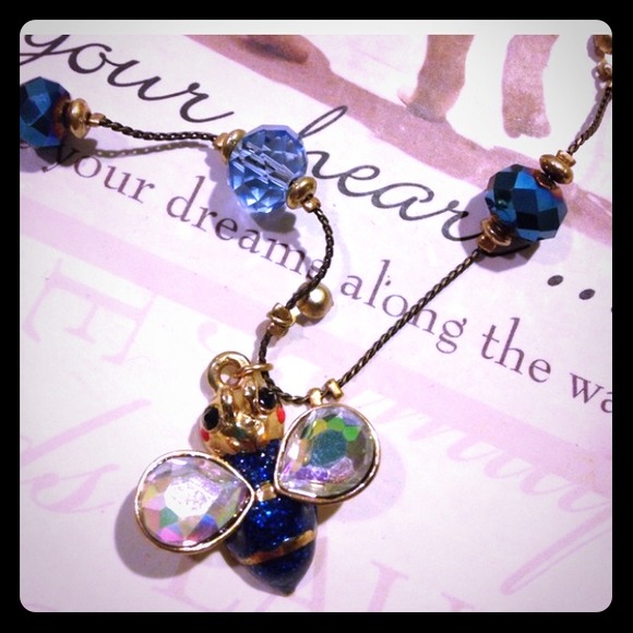 💋💜Betsey Jonhson necklace!!💜💋