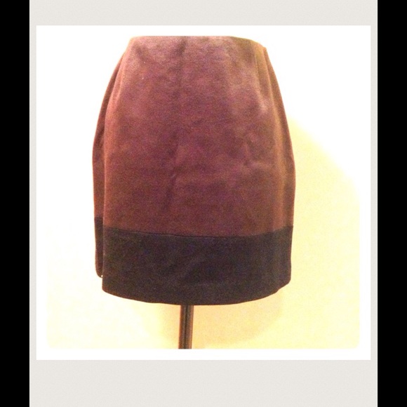 Tahari Miniskirt - Picture 4 of 4