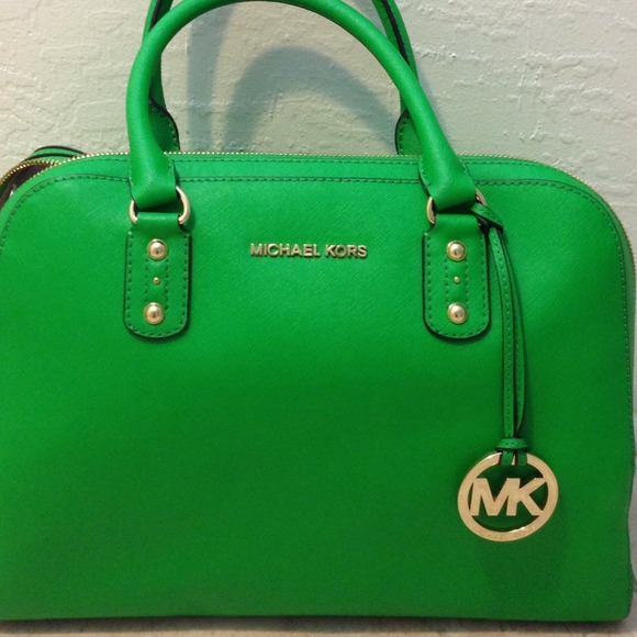 Michael Kors Handbags - Reserved💚 Saffiano Palm Michael Kors 💚