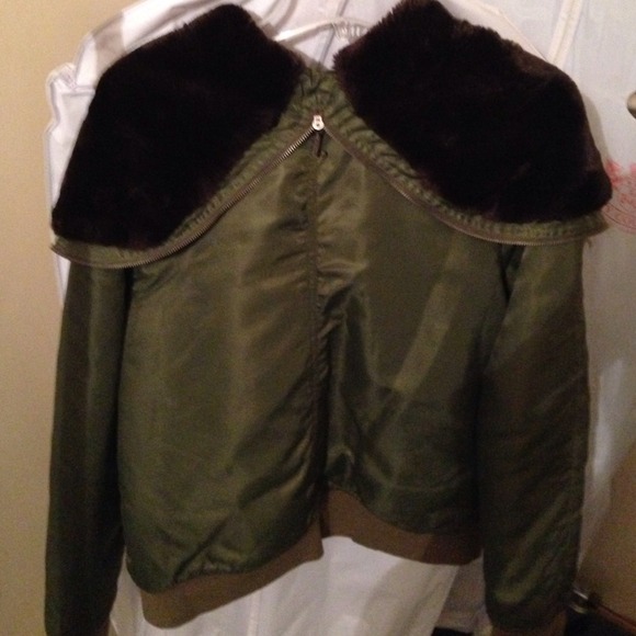 GREEN FUR HOOD JUICY COUTURE JACKET - Picture 4 of 4