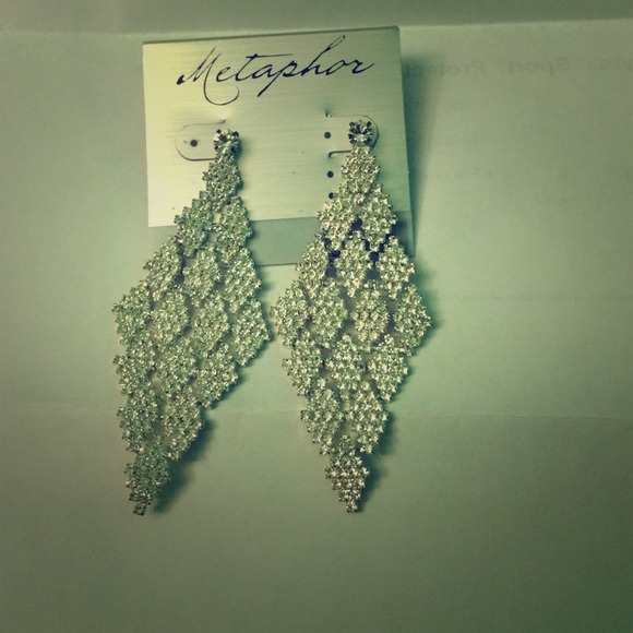 Elegant earrings