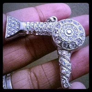 💗💗Crystal blow dryer charm💗💗