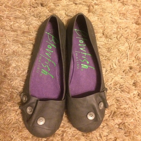RESERVED Blowfish gray flats