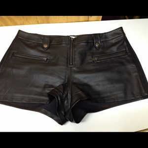 ✨REDUCED✨French Connection faux leather shorts