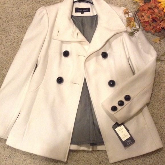 Black rivet Jackets & Blazers - ❌❌SOLD❌❌✨💫HOST PICK White coat/statement buttons
