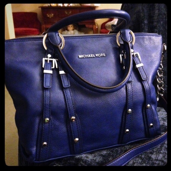NWT Royal blue Michael Kors bag Leigh sold