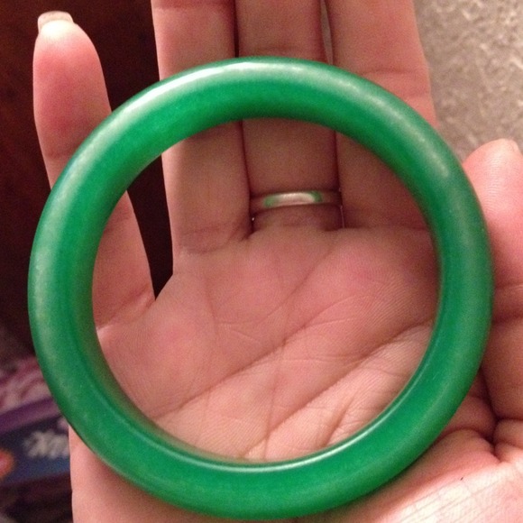 Genuine green jade bangle