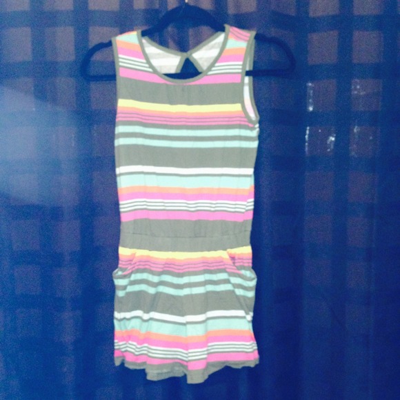 Super cute romper!