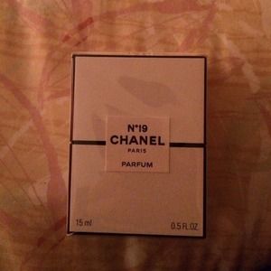 Chanel NO trade NO negotiate