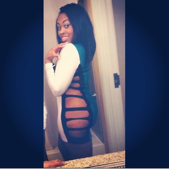 Gone😗 Cut-out Bodycon Dress 💎