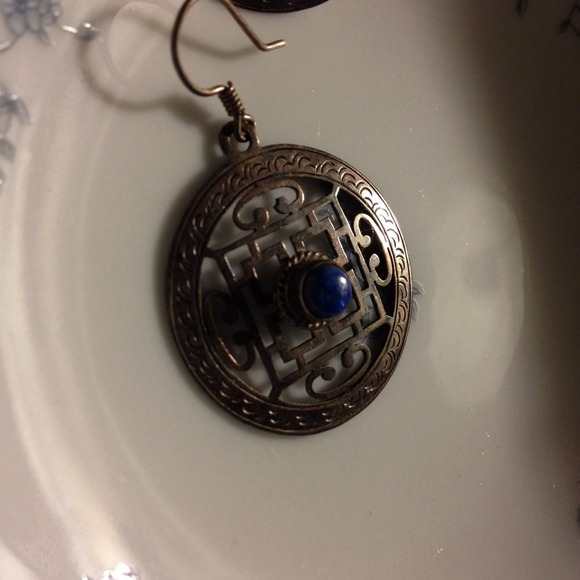 Sterling Silver Tibetan earrings Lapis center - Picture 2 of 4