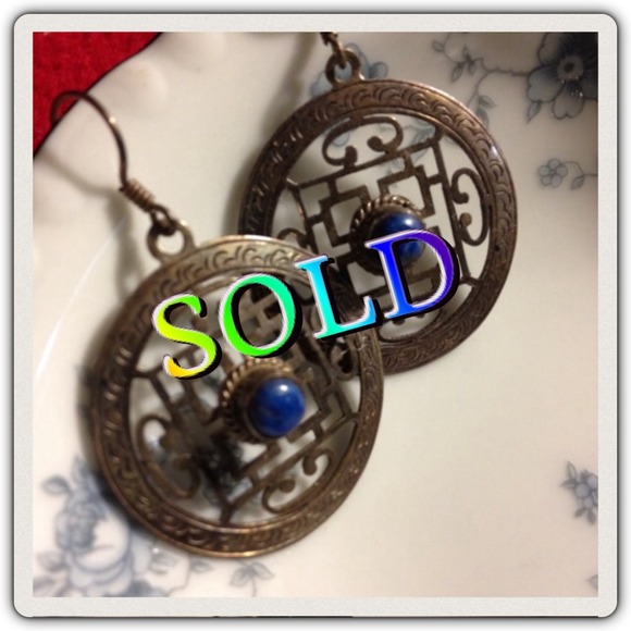 National Geographic Jewelry - Sterling Silver Tibetan earrings Lapis center