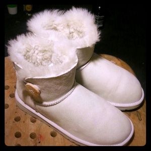 SOLD SOLD SOLD SOLD SOLD