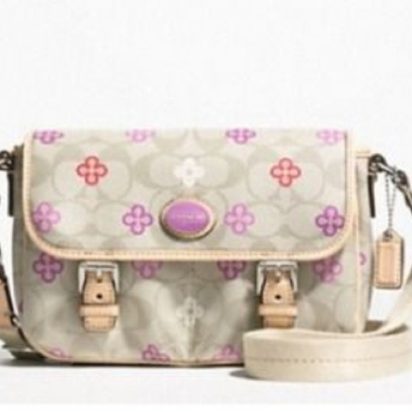 Coach Handbags - SOLD 100% Authentic Coach Peyton Crossbody