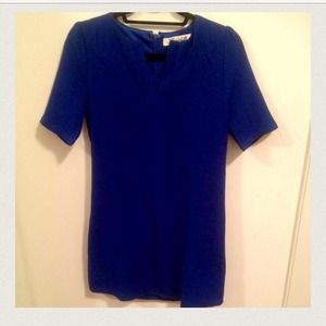 Cute and classy dress!