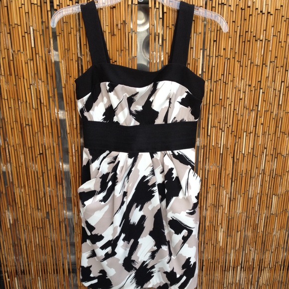 Cute dress with 2 hidden pockets
