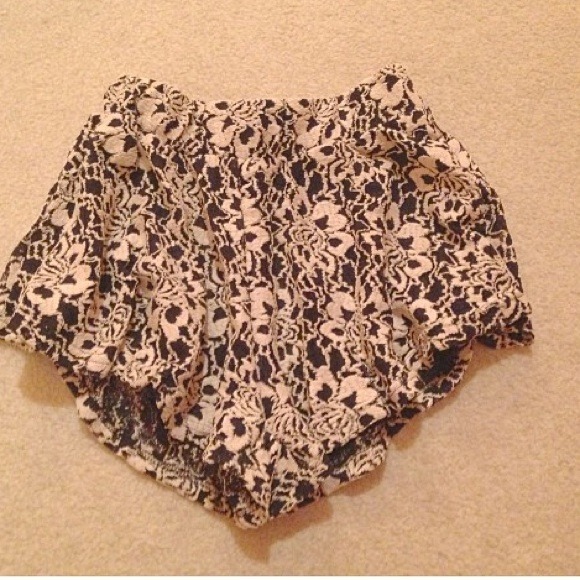 Lace shorts