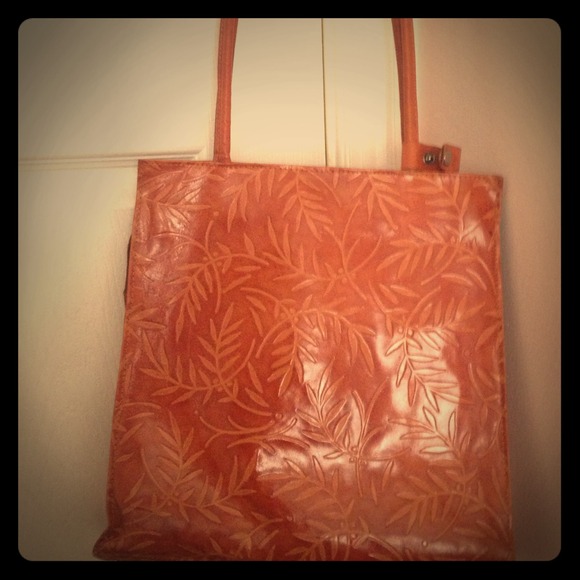 Leather bag