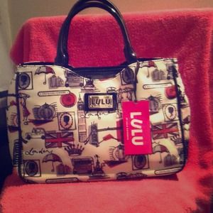 London's calling purse