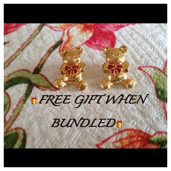 Jewelry - VINTAGE🐻🎀Adorable Teddy Bear/movable earrings