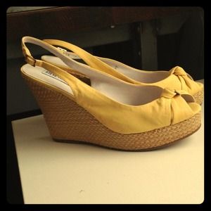 Steve Madden wedges in a gorgeous yellow canvas.