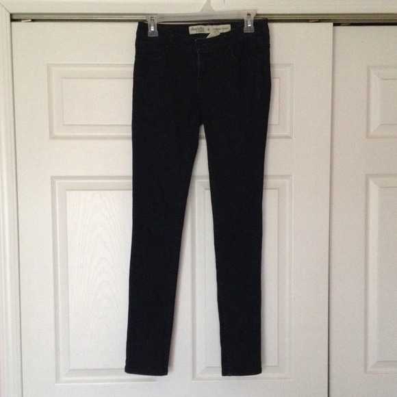 Charlotte Russe size 2Long Dark Blue skinny jeans