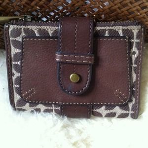 Fossil Wallet