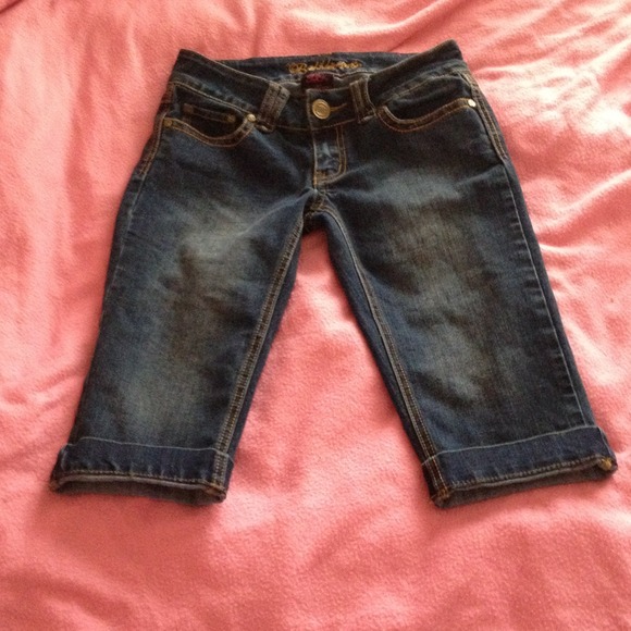 Denim capris size 5/6