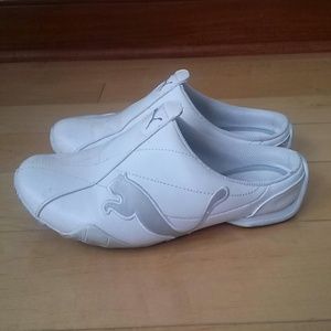 Puma slip on tennis shoes