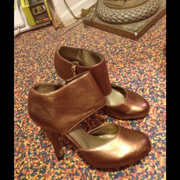 SOLD😎 Steve Madden FREE SHIPPING - Picture 2 of 2