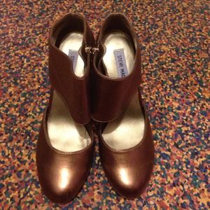 SOLD😎 Steve Madden FREE SHIPPING