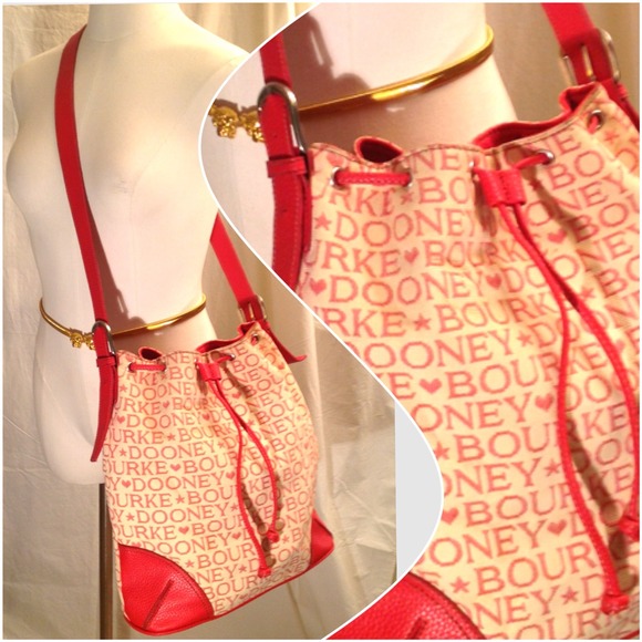 Dooney & Bourke Handbags - 💢NLA📌 Dooney and Bourke